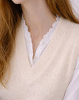Pull sans manches Beige - Col V en maille