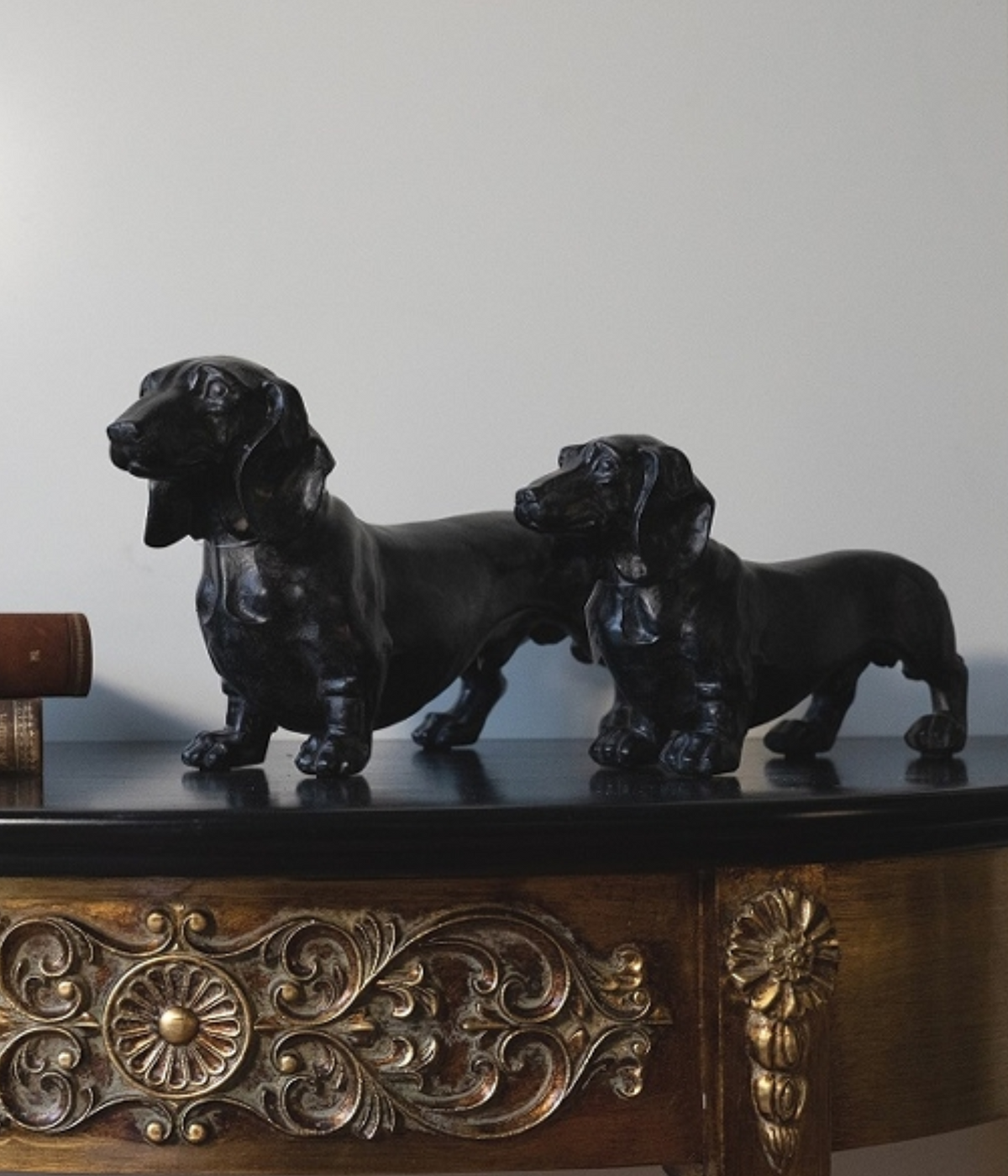 Teckel - anthracite-30x8,6x15,2cm
